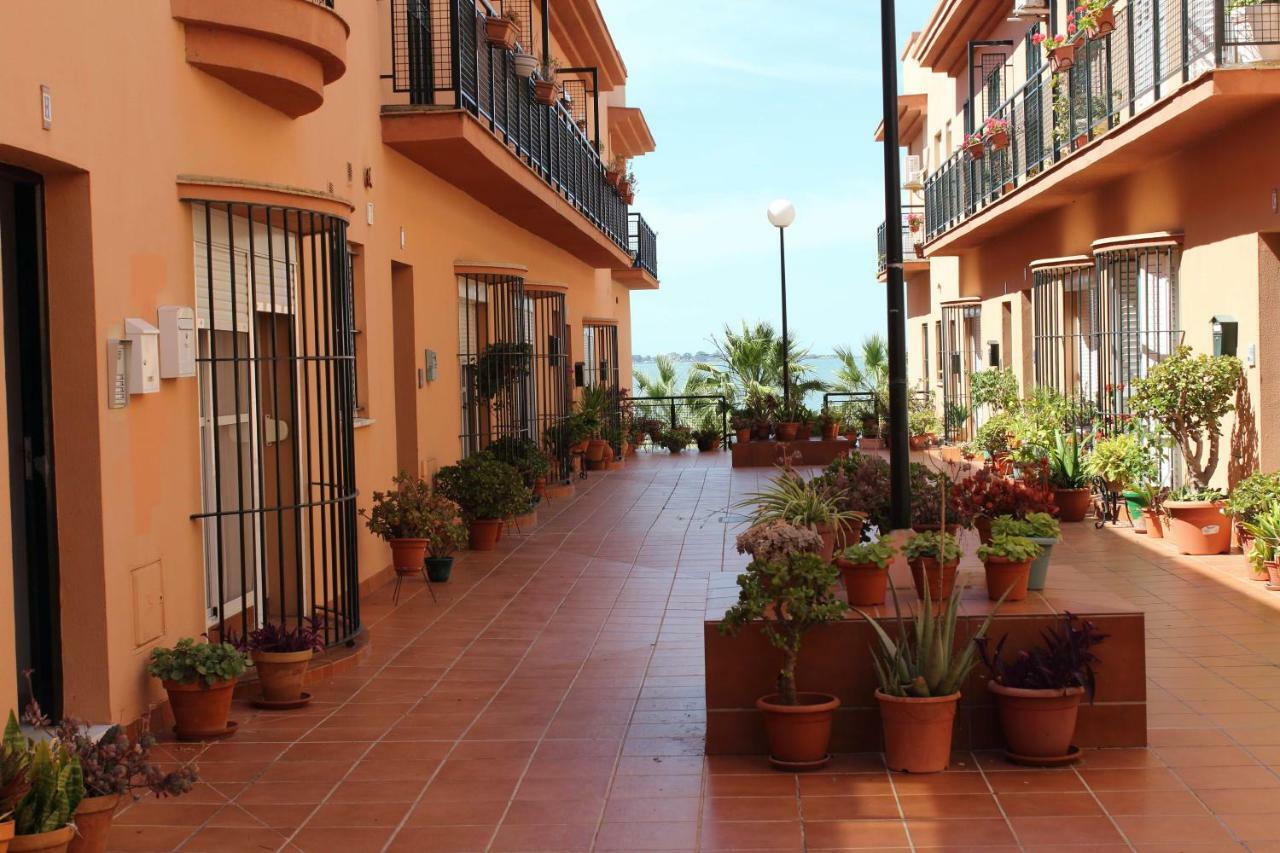 Apartamento Tres Carretas ปูแอร์โต เรอาล ภายนอก รูปภาพ